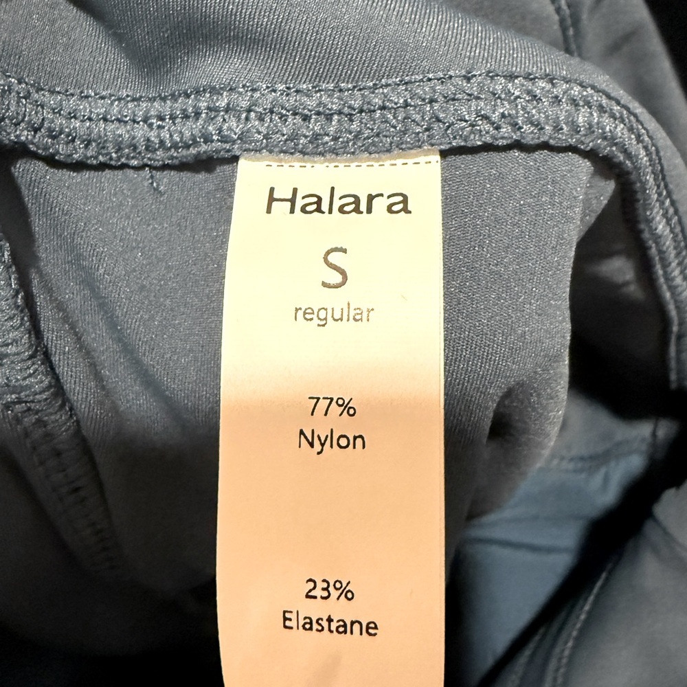 Halara joggers. Size small.